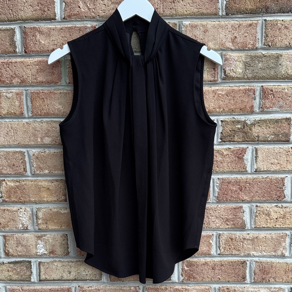 Ann Taylor black top, NWOT, size small